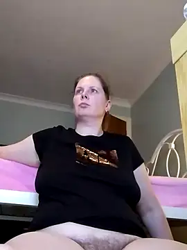 Snapshot of xxSexyBushLinnxx chatting on December 25, 2024, 8:07 pm xxSexyBushLinnxx online show from December 25, 2024, 8:07 pm