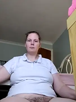 Snapshot of xxSexyBushLinnxx chatting on January 21, 2025, 11:35 am xxSexyBushLinnxx online show from January 21, 2025, 11:35 am