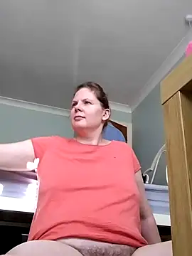 Snapshot of xxSexyBushLinnxx chatting on February 6, 2025, 12:05 pm xxSexyBushLinnxx online show from February 6, 2025, 12:05 pm