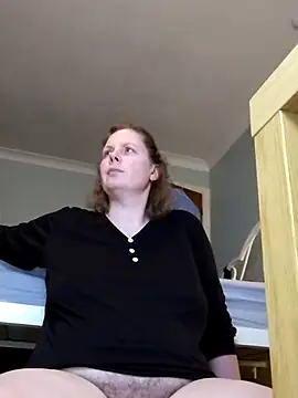 Snapshot of xxSexyBushLinnxx chatting on February 13, 2025, 8:24 pm xxSexyBushLinnxx online show from February 13, 2025, 8:24 pm