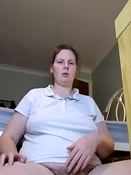 Snapshot of xxSexyBushLinnxx chatting on February 17, 2025, 8:04 pm xxSexyBushLinnxx online show from February 17, 2025, 8:04 pm