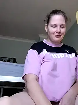 Snapshot of xxSexyBushLinnxx chatting on February 26, 2025, 12:03 pm xxSexyBushLinnxx online show from February 26, 2025, 12:03 pm