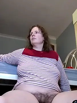 Snapshot of xxSexyBushLinnxx chatting on February 28, 2025, 9:12 pm xxSexyBushLinnxx online show from February 28, 2025, 9:12 pm