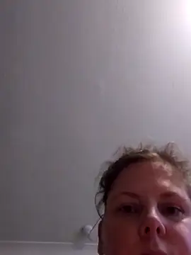 Snapshot of xxSexyBushLinnxx chatting on December 16, 2025, 2:55 pm xxSexyBushLinnxx online show from December 16, 2025, 2:55 pm