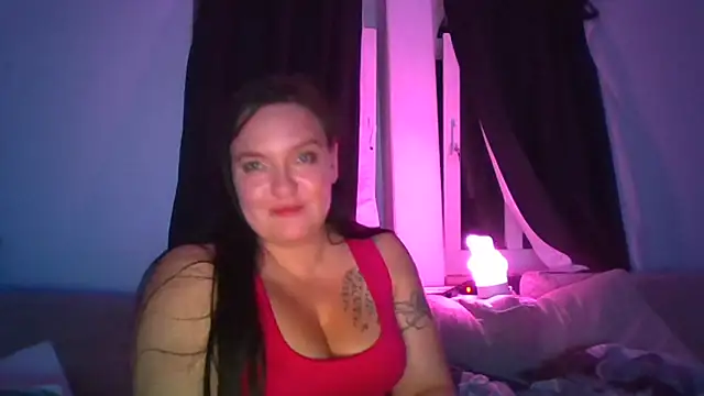 Snapshot of Sweetrose93 chatting on July 18, 2026, 8:34 pm Sweetrose93 online show from July 18, 2026, 8:34 pm