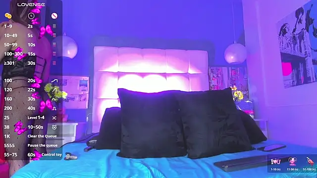 cinthya walker1 online show from February 17, 2026, 1:51 pm