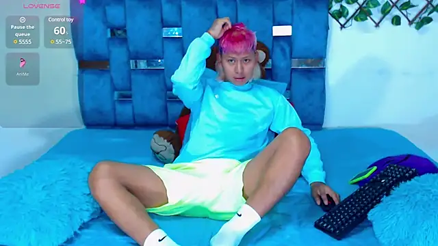 Snapshot of Hakim_prettynigg chatting on January 5, 2025, 3:23 pm Hakim prettynigg online show from January 5, 2025, 3:23 pm