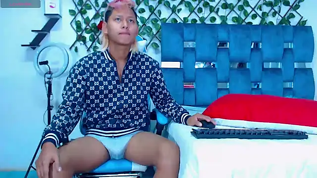 Snapshot of Hakim_prettynigg chatting on January 21, 2025, 2:48 pm Hakim prettynigg online show from January 21, 2025, 2:48 pm