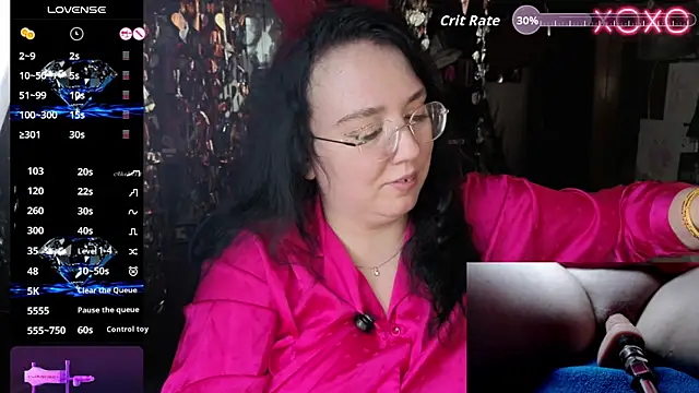 LeonaHarrison online show from April 5, 2026, 12:02 pm