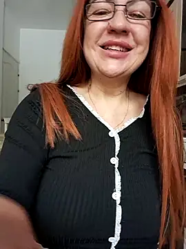 KiraXTender online show from February 22, 2026, 1:07 am