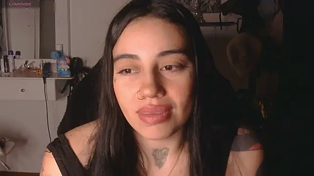 Snapshot of val_bardot chatting on May 19, 2026, 5:36 am val bardot online show from May 19, 2026, 5:36 am