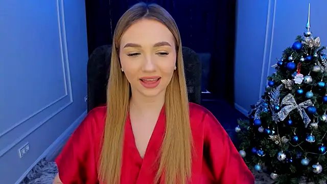 Snapshot of GracefulLook chatting on December 25, 2024, 10:27 pm GracefulLook online show from December 25, 2024, 10:27 pm