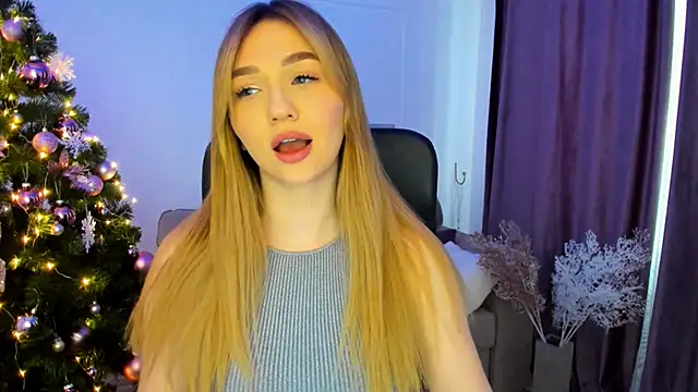 Snapshot of GracefulLook chatting on December 27, 2024, 6:46 am GracefulLook online show from December 27, 2024, 6:46 am