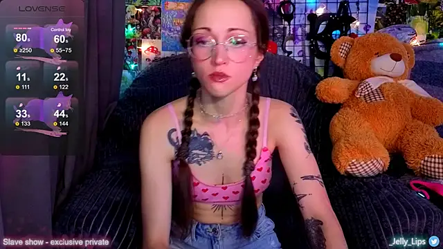 Snapshot of ServantBrook chatting on October 8, 2025, 4:43 am ServantBrook online show from October 8, 2025, 4:43 am