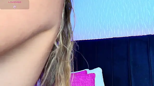 Snapshot of TaylorEvanss chatting on January 30, 2025, 2:36 pm TaylorEvanss online show from January 30, 2025, 2:36 pm