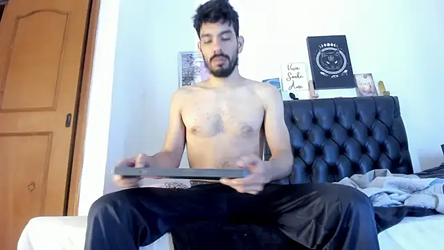 JohanyLatino online show from January 20, 2025, 6:21 pm