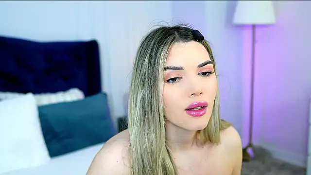 SophieAnn online show from March 20, 2026, 4:50 am