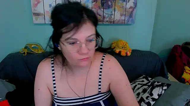 EverlyRays online show from April 10, 2026, 10:58 pm