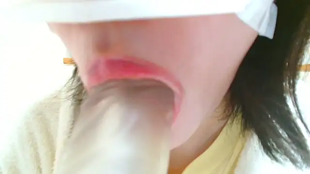 liliyRiSAcha-n online show from April 4, 2026, 9:40 am