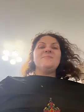 Snapshot of Taisia_W chatting on April 25, 2026, 1:41 pm Taisia W online show from April 25, 2026, 1:41 pm
