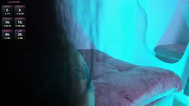 Snapshot of emma_woods_ chatting on February 3, 2025, 5:24 pm emma woods online show from February 3, 2025, 5:24 pm