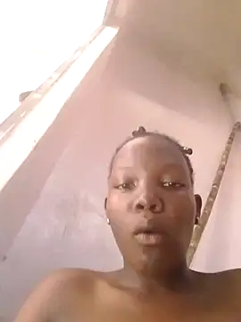 Snapshot of sweet_zara01 chatting on March 18, 2025, 7:19 am sweet zara01 online show from March 18, 2025, 7:19 am