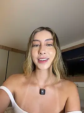 Snapshot of lua_ferch__ chatting on May 17, 2026, 1:25 am lua ferch online show from May 17, 2026, 1:25 am