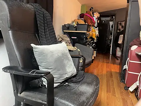 Snapshot of leanjamesdean chatting on November 29, 2025, 4:04 am leanjamesdean online show from November 29, 2025, 4:04 am