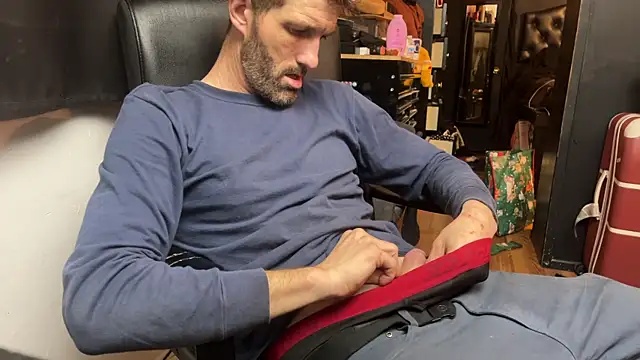 leanjamesdean online show from December 21, 2025, 5:36 am