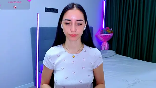 Kemi  Jordan online show from April 7, 2026, 7:42 am