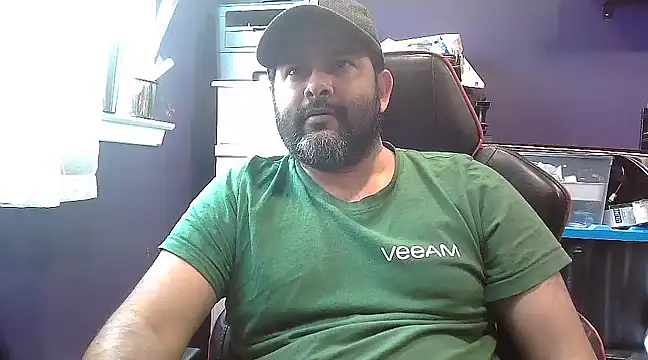 Snapshot of Sakhtlaundaz chatting on January 26, 2025, 8:45 pm Sakhtlaundaz online show from January 26, 2025, 8:45 pm