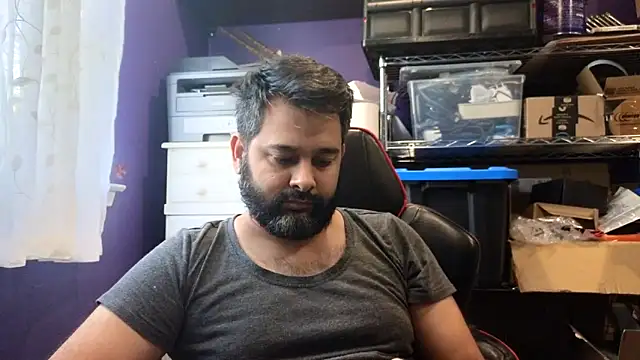 Snapshot of Sakhtlaundaz chatting on November 6, 2025, 2:51 pm Sakhtlaundaz online show from November 6, 2025, 2:51 pm