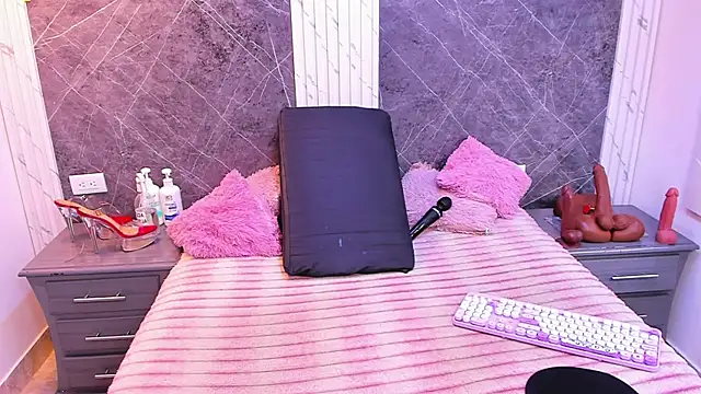 AndreaFletcher online show from February 13, 2026, 12:45 pm