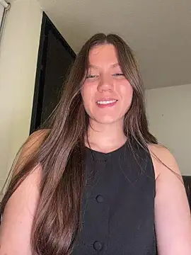 Snapshot of AmelieLaurent_ chatting on January 11, 2026, 4:28 am AmelieLaurent online show from January 11, 2026, 4:28 am