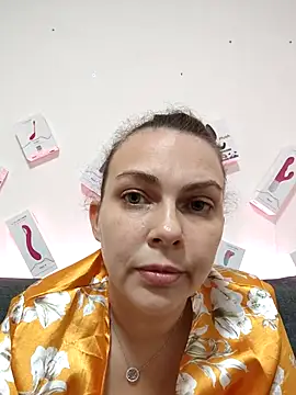 LEAsquirt91 online show from December 3, 2025, 10:08 pm