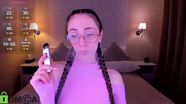 Snapshot of Lexi_Split chatting on June 21, 2026, 2:36 am Lexi Split online show from June 21, 2026, 2:36 am