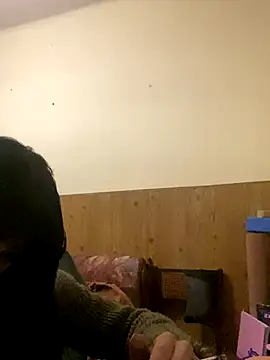 Snapshot of calliemaggotbone chatting on January 5, 2026, 6:33 pm calliemaggotbone online show from January 5, 2026, 6:33 pm