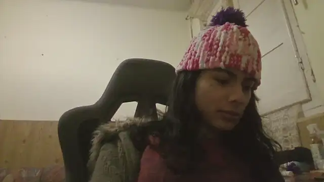 Snapshot of calliemaggotbone chatting on January 6, 2026, 9:50 pm calliemaggotbone online show from January 6, 2026, 9:50 pm