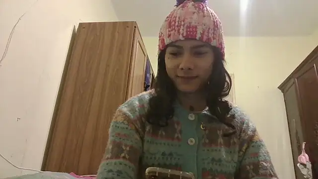 Snapshot of calliemaggotbone chatting on January 10, 2026, 11:09 pm calliemaggotbone online show from January 10, 2026, 11:09 pm