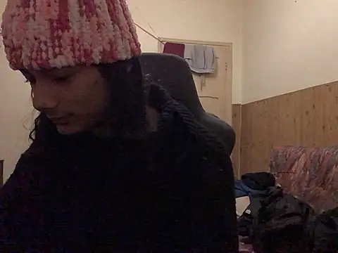 Snapshot of calliemaggotbone chatting on January 16, 2026, 4:27 am calliemaggotbone online show from January 16, 2026, 4:27 am