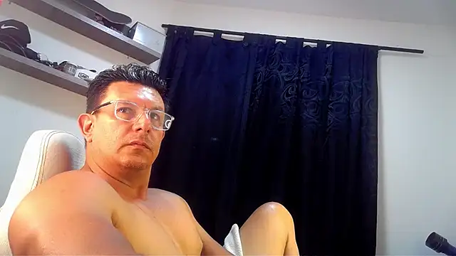 Snapshot of pedropicapi chatting on April 24, 2026, 11:40 pm pedropicapi online show from April 24, 2026, 11:40 pm