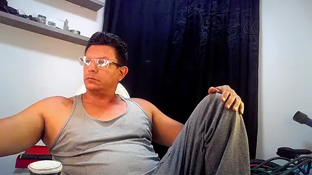 Snapshot of pedropicapi chatting on April 30, 2026, 1:56 am pedropicapi online show from April 30, 2026, 1:56 am