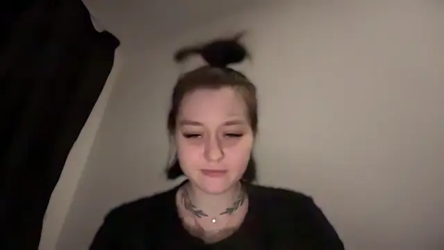 Snapshot of Isabel-Bailey chatting on January 25, 2025, 12:59 am Isabel-Bailey online show from January 25, 2025, 12:59 am