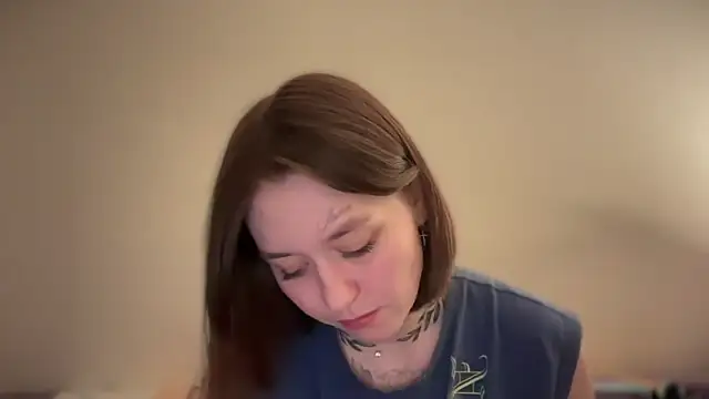 Snapshot of Isabel-Bailey chatting on February 18, 2025, 9:09 pm Isabel-Bailey online show from February 18, 2025, 9:09 pm