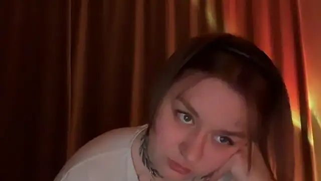 Isabel-Bailey online show from April 16, 2026, 8:09 pm