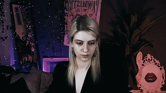 Noah ElmerX online show from December 4, 2025, 5:21 pm