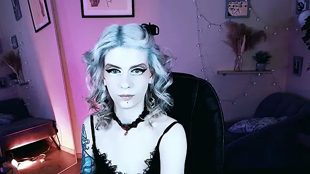 Snapshot of Noah_ElmerX chatting on February 8, 2026, 5:11 am Noah ElmerX online show from February 8, 2026, 5:11 am