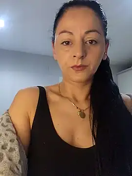 Snapshot of bruneta_sexy23 chatting on March 11, 2025, 4:32 am bruneta sexy23 online show from March 11, 2025, 4:32 am