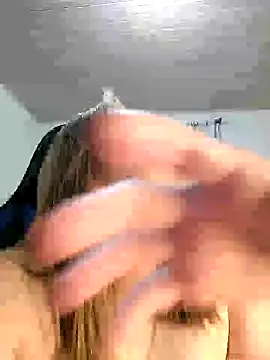 Snapshot of Rafaelayamazaki chatting on December 20, 2024, 11:21 am Rafaelayamazaki online show from December 20, 2024, 11:21 am