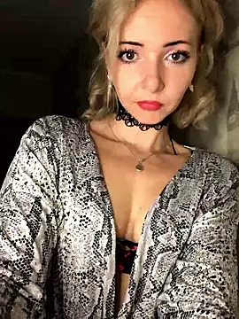 Snapshot of Kristina03 chatting on January 10, 2026, 9:41 pm Kristina03 online show from January 10, 2026, 9:41 pm